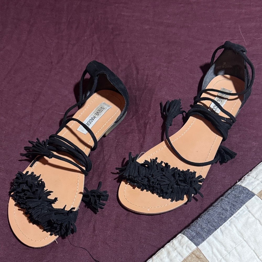 Steve Madden Black Fringe Sandals